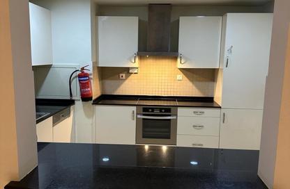 Apartment - 1 Bedroom - 2 Bathrooms for rent in East Porto Drive - Porto Arabia - The Pearl Island - Doha