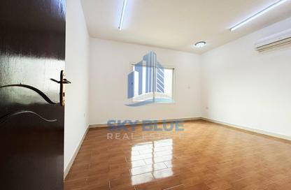 Villa - 5 Bedrooms - 4 Bathrooms for rent in Al Waab Street - Al Waab - Doha