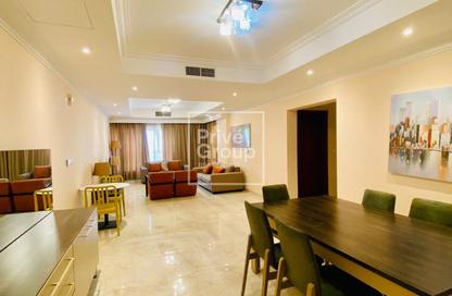 Apartment - 2 Bedrooms - 2 Bathrooms for rent in Fereej Bin Mahmoud North - Fereej Bin Mahmoud - Doha