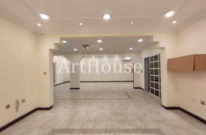 Villa - 3 - 5 for rent in New Salata - Salata - Doha