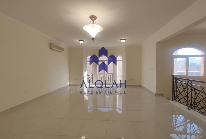 1002825 - Property Image 2