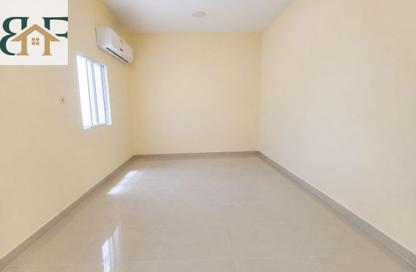 Apartment - 3 - 2 for rent in Al Mansoura - Al Mansoura - Doha