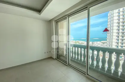 Apartment - 1 Bedroom - 2 Bathrooms for rent in Viva West - Viva Bahriyah - The Pearl Island - Doha