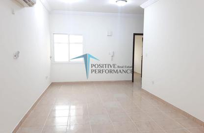 Apartment - 2 Bedrooms - 2 Bathrooms for rent in Fereej Bin Mahmoud North - Fereej Bin Mahmoud - Doha