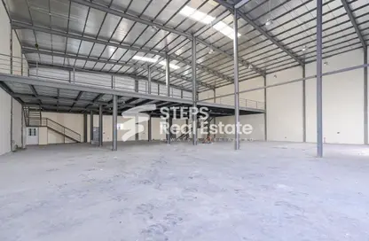 مخزن - استوديو - 1 حمام للايجار في شارع الصناعية الشرقي - بركة العوامر - الوكرة