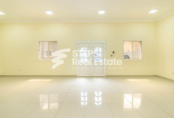 54830260 - Property Image 3
