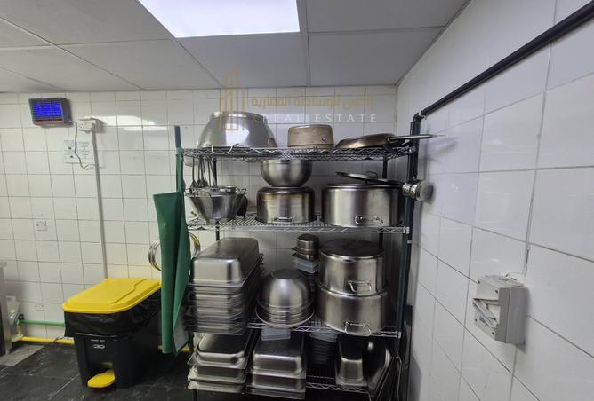 52318085 - Property Image 3