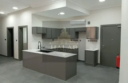 شقة - 2 غرف نوم - 3 حمامات للايجار في شارع السد - السد - الدوحة