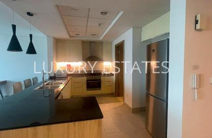 Penthouse - 2 Bedrooms - 3 Bathrooms for rent in Viva Bahriyah - The Pearl Island - Doha