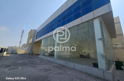 Warehouse - Studio - 4 Bathrooms for rent in East Industrial Street - Birkat Al Awamer - Al Wakra