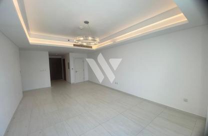 Apartment - 2 Bedrooms - 3 Bathrooms for sale in Crystal Residence - Gewan Island - The Pearl Island - Doha