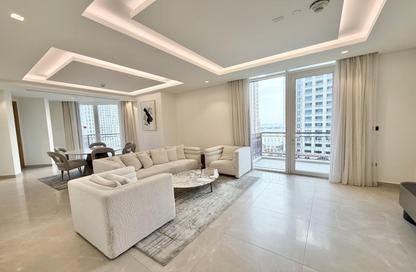 Apartment - 1 Bedroom - 2 Bathrooms for rent in Floresta Gardens - Floresta Gardens - The Pearl Island - Doha Apartment - 1 Bedroom - 2 Bathrooms for rent in Floresta Gardens - Floresta Gardens - The Pearl Island - Doha