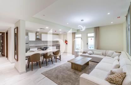 Apartment - 2 Bedrooms - 2 Bathrooms for rent in Giardino Gardens - Giardino Villas - The Pearl Island - Doha