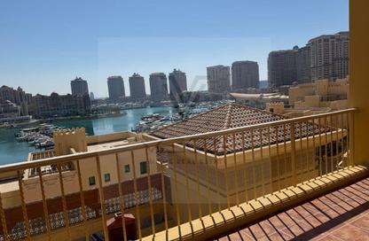 Apartment - 2 Bedrooms - 3 Bathrooms for rent in East Porto Drive - Porto Arabia - The Pearl Island - Doha