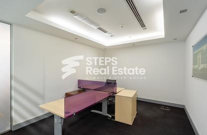 Office Space - Studio - 1 Bathroom for rent in West Bay Tower - West Bay - West Bay - Doha