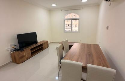 Apartment - 2 Bedrooms - 2 Bathrooms for rent in Kulaib Street - Kulaib Street - Doha