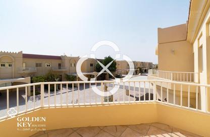 Villa - 3 Bedrooms - 5 Bathrooms for rent in Old Airport Road - Old Airport Road - Doha