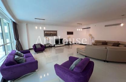 Apartment - 3 Bedrooms - 4 Bathrooms for rent in West Bay - West Bay - Doha