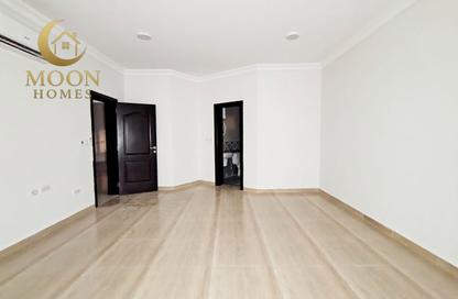 Apartment - 2 Bedrooms - 2 Bathrooms for rent in Umm Ghuwalina - Umm Ghuwailina - Doha Apartment - 2 Bedrooms - 2 Bathrooms for rent in Umm Ghuwalina - Umm Ghuwailina - Doha