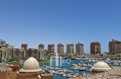 Apartment - 2 Bedrooms - 3 Bathrooms for rent in West Porto Drive - Porto Arabia - The Pearl Island - Doha