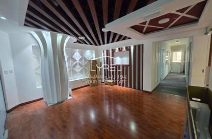 Office Space - 4 Bedrooms - 2 Bathrooms for rent in Bliss Gardens - New Salata - Salata - Doha