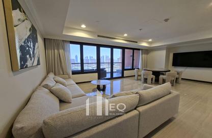 Apartment - 2 Bedrooms - 2 Bathrooms for rent in East Porto Drive - Porto Arabia - The Pearl Island - Doha