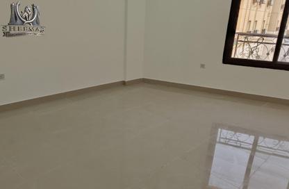 Apartment - 3 Bedrooms - 2 Bathrooms for rent in EB12 - Fereej Bin Mahmoud North - Fereej Bin Mahmoud - Doha