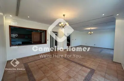 Compound - 3 Bedrooms - 3 Bathrooms for rent in Al Nasr Street - Al Nasr - Doha Compound - 3 Bedrooms - 3 Bathrooms for rent in Al Nasr Street - Al Nasr - Doha