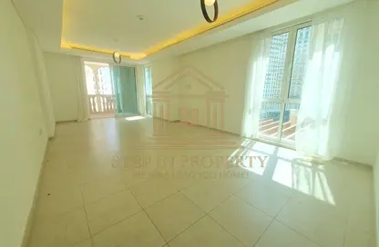 Apartment - 2 Bedrooms - 3 Bathrooms for rent in Viva West - Viva Bahriyah - The Pearl Island - Doha