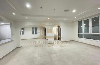 Compound - 6 Bedrooms - 6 Bathrooms for rent in Wadi Al Markh - Muraikh - AlMuraikh - Doha