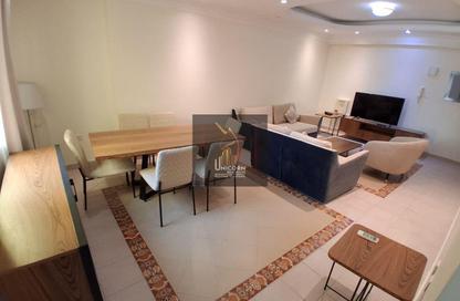 Apartment - 2 Bedrooms - 3 Bathrooms for rent in Al Sadd Road - Al Sadd - Doha