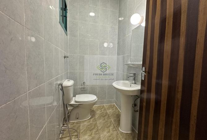 61729956 - Property Image 3