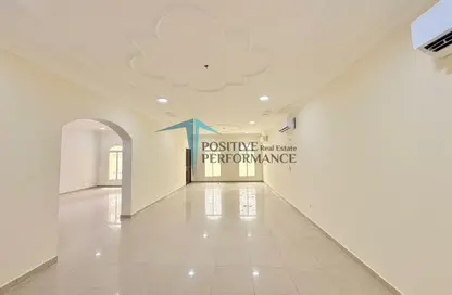 Villa - 5 Bedrooms - 5 Bathrooms for rent in Al Thumama - Al Thumama - Doha