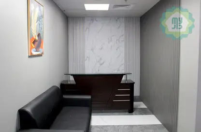 Office Space - 2 Bedrooms - 1 Bathroom for rent in Old Salata - Salata - Doha