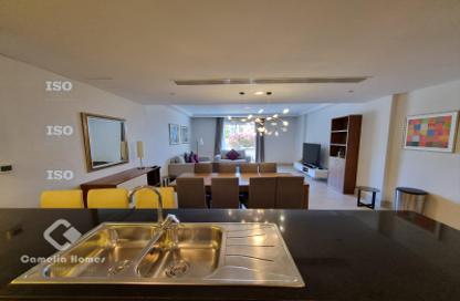Apartment - 3 Bedrooms - 5 Bathrooms for rent in Viva West - Viva Bahriyah - The Pearl Island - Doha