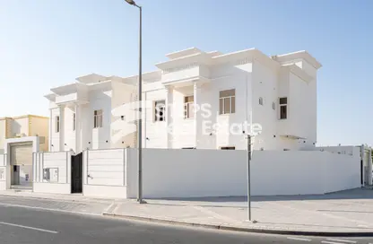 Villa - 7 Bedrooms - 7 Bathrooms for sale in Al Wukair - Al Wukair - Al Wakra