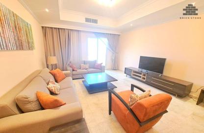 Apartment - 2 Bedrooms - 2 Bathrooms for rent in Anas Street - Fereej Bin Mahmoud North - Fereej Bin Mahmoud - Doha