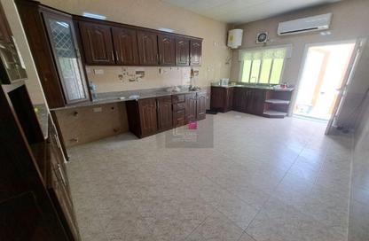 Compound - 4 Bedrooms - 4 Bathrooms for rent in Wadi Al Markh - Muraikh - AlMuraikh - Doha