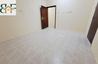 Apartment - Studio - 1 for rent in Al Mansoura - Al Mansoura - Doha