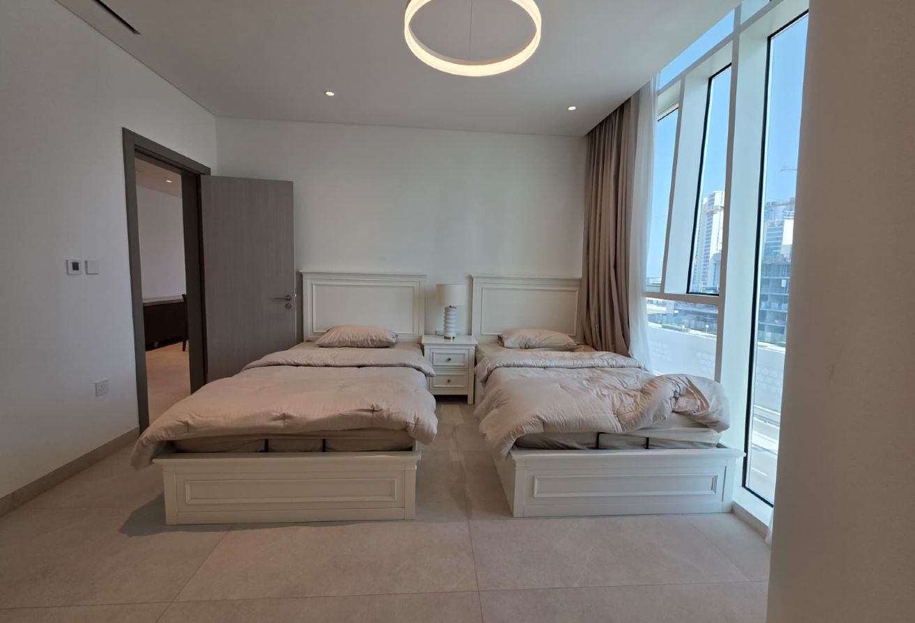 Modern 2BR Residence on Vibrant Boulevard Avenue!! thumbnail 6