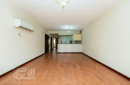 Apartment - 2 Bedrooms - 1 Bathroom for rent in Regency Residence Airport - Regency Residence Airport - Old Airport Road - Doha