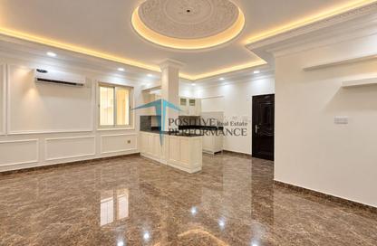 Apartment - Studio - 1 for rent in Mamoura 18 - Al Maamoura - Doha
