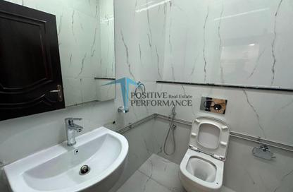 Apartment - Studio - 1 for rent in Mamoura 18 - Al Maamoura - Doha
