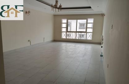 Apartment - 3 Bedrooms - 3 Bathrooms for rent in Al Mansoura - Al Mansoura - Doha