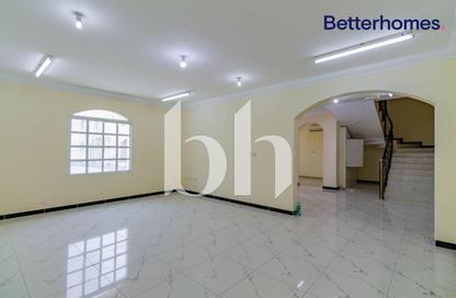 Villa - 5 Bedrooms - 4 Bathrooms for rent in Ain Khaled Villas - Ain Khaled - Doha