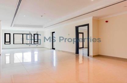 Apartment - 1 Bedroom - 2 Bathrooms for sale in East Porto Drive - Porto Arabia - The Pearl Island - Doha Apartment - 1 Bedroom - 2 Bathrooms for sale in East Porto Drive - Porto Arabia - The Pearl Island - Doha