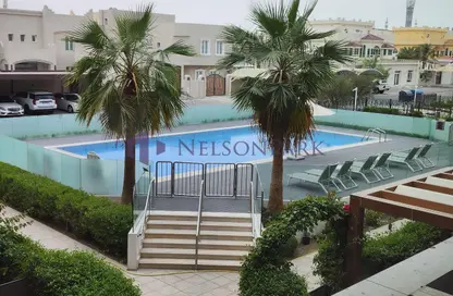 دوبلكس - 2 غرف نوم - 4 حمامات للايجار في ويست واك - الوعب - الدوحة