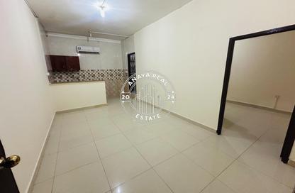 Penthouse - 1 Bedroom - 1 Bathroom for rent in Ain Khaled Villas - Ain Khaled - Doha