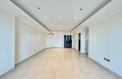 Apartment - 2 Bedrooms - 3 Bathrooms for rent in East Porto Drive - Porto Arabia - The Pearl Island - Doha
