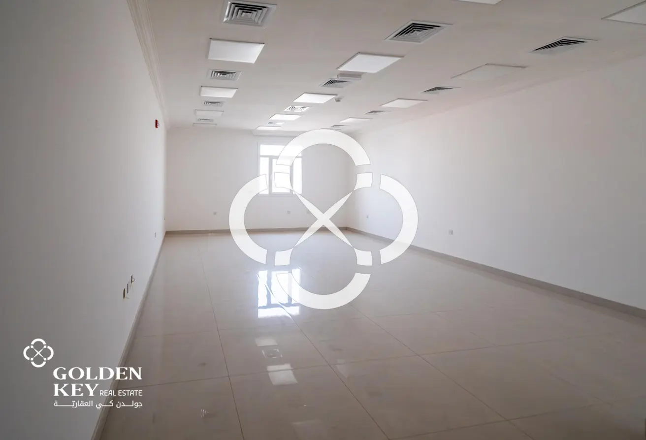 62130387 - Property Main Image